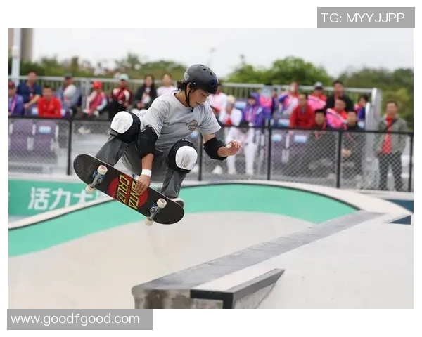 杭州滑板队与重庆滑板队耐力对决赛后深度分析与反思